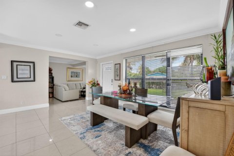 House in Deerfield Beach, Florida 3 bedrooms, 133.41 sq.m. № 2146866 - photo 15