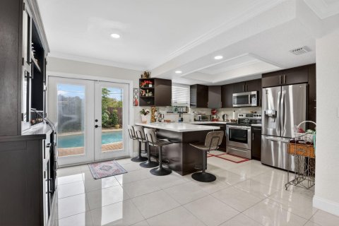House in Deerfield Beach, Florida 3 bedrooms, 133.41 sq.m. № 2146866 - photo 17