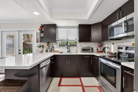 House in Deerfield Beach, Florida 3 bedrooms, 133.41 sq.m. № 2146866 - photo 20