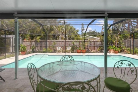 Casa en venta en Gulfport, Florida, 2 dormitorios, 102.75 m2 № 1787382 - foto 24