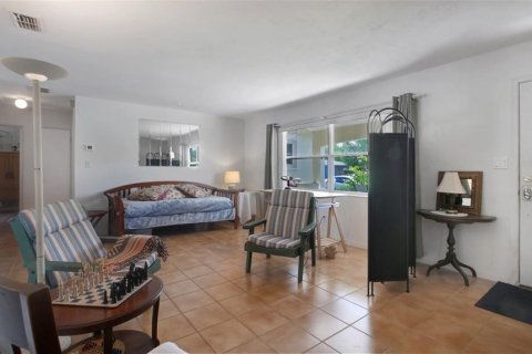 Casa en venta en Gulfport, Florida, 2 dormitorios, 102.75 m2 № 1787382 - foto 5