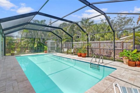 Casa en venta en Gulfport, Florida, 2 dormitorios, 102.75 m2 № 1787382 - foto 26