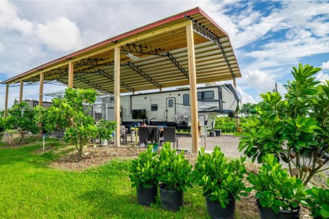 Commercial property in Miami, Florida № 1712716 - photo 4