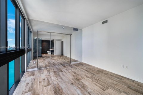Купить кондоминиум в Майами, Флорида 1 спальня, 83.43м2, № 2186102 - фото 23