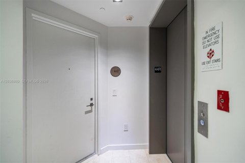 Купить кондоминиум в Майами, Флорида 1 спальня, 83.43м2, № 2186102 - фото 26