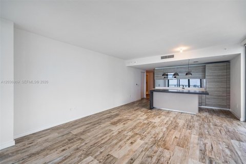 Купить кондоминиум в Майами, Флорида 1 спальня, 83.43м2, № 2186102 - фото 10