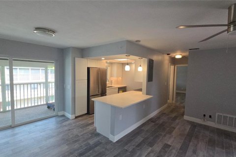 Copropriété à louer à Sarasota, Floride: 2 chambres, 73.58 m2 № 1824038 - photo 5