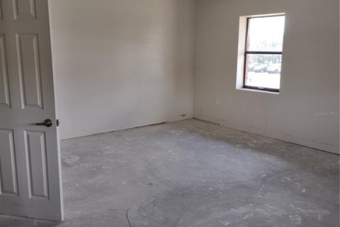 Propiedad comercial en venta en Belleview, Florida № 1866724 - foto 17