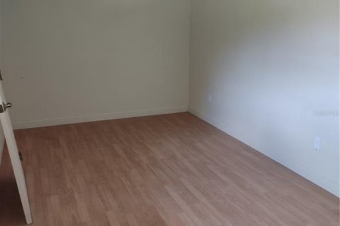 Propiedad comercial en venta en Belleview, Florida № 1866724 - foto 16