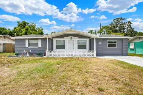 House in Holiday, Florida 2 bedrooms, 92.16 sq.m. № 2152270