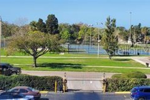 Condominio en alquiler en Saint Petersburg, Florida, 1 dormitorio, 63.92 m2 № 2106078 - foto 9
