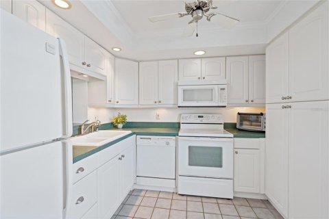 Condo in Clearwater, Florida, 2 bedrooms  № 1866315 - photo 9