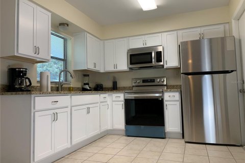 House in Ocala, Florida 3 bedrooms, 85.28 sq.m. № 2403717 - photo 11