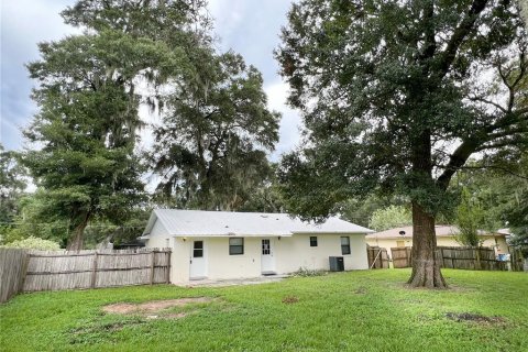 House in Ocala, Florida 3 bedrooms, 85.28 sq.m. № 2403717 - photo 6