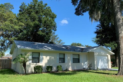 House in Ocala, Florida 3 bedrooms, 85.28 sq.m. № 2403717 - photo 4