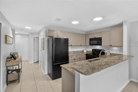 Copropriété à vendre à Kissimmee, Floride: 3 chambres, 139.73 m2 № 2399391 - photo 6