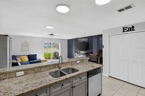 Copropriété à vendre à Kissimmee, Floride: 3 chambres, 139.73 m2 № 2399391 - photo 5