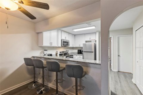 Townhouse in Jacksonville, Florida 3 bedrooms, 118.91 sq.m. № 2233259 - photo 13