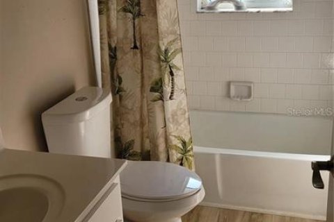 Casa en alquiler en Venice, Florida, 3 dormitorios, 149.39 m2 № 1848172 - foto 9