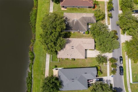 House in Kissimmee, Florida 3 bedrooms, 156.08 sq.m. № 1815554 - photo 4