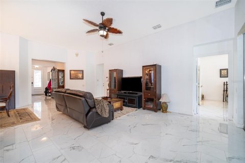 House in Kissimmee, Florida 3 bedrooms, 156.08 sq.m. № 1815554 - photo 14
