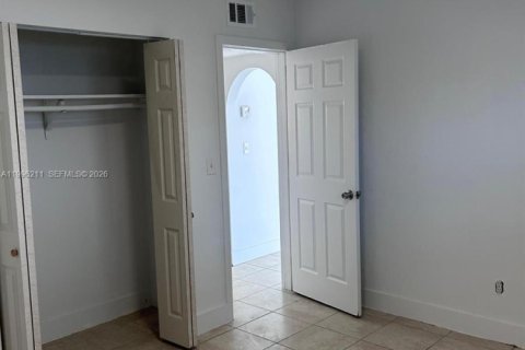 Купить коммерческую недвижимость в Майами, Флорида 132.85м2, № 2058203 - фото 17