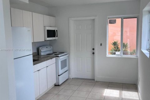 Купить коммерческую недвижимость в Майами, Флорида 132.85м2, № 2058203 - фото 6