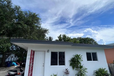 Купить коммерческую недвижимость в Майами, Флорида 132.85м2, № 2058203 - фото 4