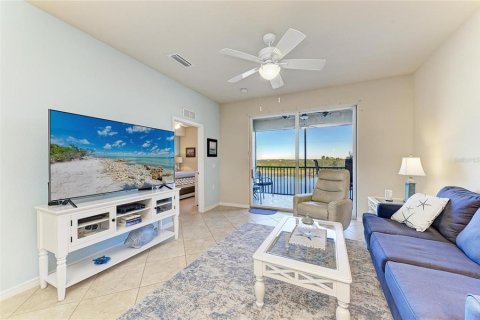 Copropriété à vendre à Bradenton, Floride: 2 chambres, 104.14 m2 № 2212981 - photo 13