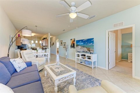 Copropriété à vendre à Bradenton, Floride: 2 chambres, 104.14 m2 № 2212981 - photo 15