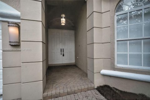 Купить виллу или дом в Дорал, Флорида 6 комнат, 199.18м2, № 1991966 - фото 2