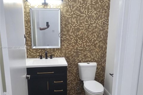 Villa ou maison à louer à Cooper City, Floride: 3 chambres, 148.83 m2 № 2076338 - photo 8