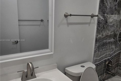 Villa ou maison à louer à Cooper City, Floride: 3 chambres, 148.83 m2 № 2076338 - photo 4