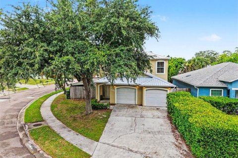 Villa ou maison à vendre à Titusville, Floride: 3 chambres, 179.12 m2 № 2134287 - photo 30