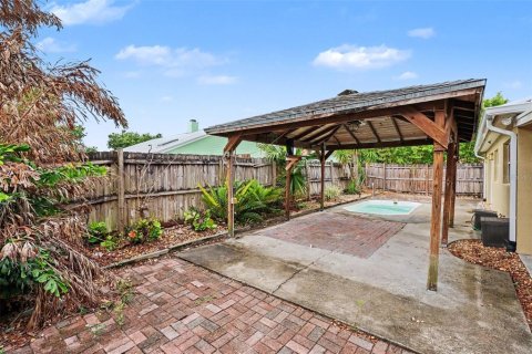 Villa ou maison à vendre à Titusville, Floride: 3 chambres, 179.12 m2 № 2134287 - photo 27