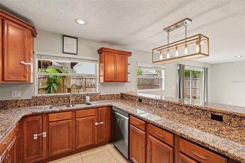 Villa ou maison à vendre à Titusville, Floride: 3 chambres, 179.12 m2 № 2134287 - photo 13