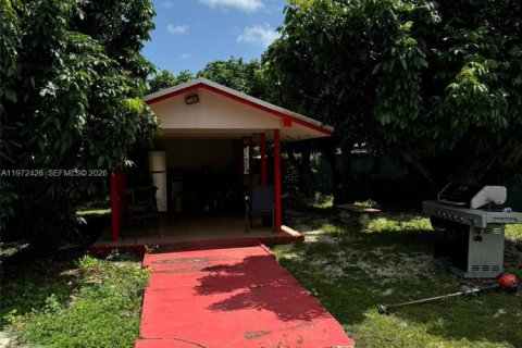 Terrain à vendre à Homestead, Floride № 2040404 - photo 4