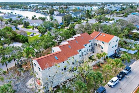 Immobilier commercial à vendre à Indian Rocks Beach, Floride: 14 chambres, 796.64 m2 № 1843944 - photo 17