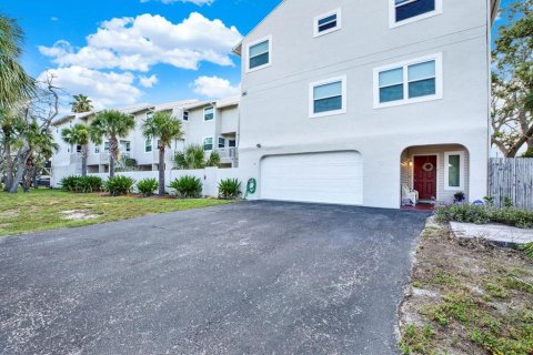Immobilier commercial à vendre à Indian Rocks Beach, Floride: 14 chambres, 796.64 m2 № 1843944 - photo 8