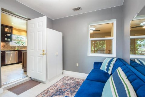 House in Tampa, Florida 3 bedrooms, 158.4 sq.m. № 1718848 - photo 27