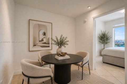 Condo in Miami Beach, Florida, 1 bedroom № 2270988 - photo 5