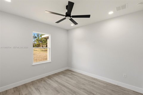 House in Sebring, Florida 3 bedrooms, 138.24 sq.m. № 2028028 - photo 20