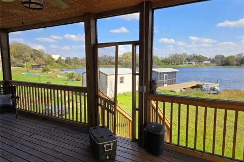 Villa ou maison à louer à Tampa, Floride: 5 chambres, 262.36 m2 № 2202877 - photo 13