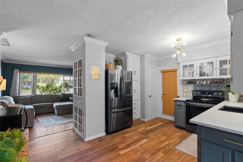 Villa ou maison à vendre à Dunedin, Floride: 2 chambres, 96.06 m2 № 1677907 - photo 10