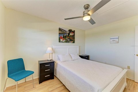 Condo in Sarasota, Florida, 2 bedrooms  № 1886820 - photo 30