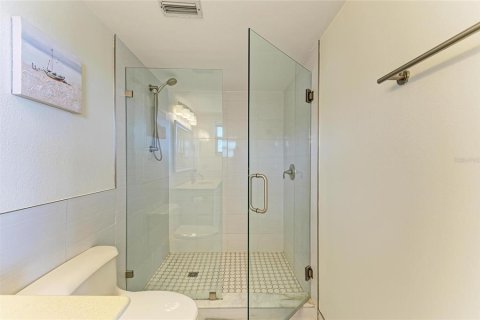 Condo in Sarasota, Florida, 2 bedrooms  № 1886820 - photo 28