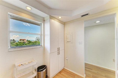 Condo in Sarasota, Florida, 2 bedrooms  № 1886820 - photo 21