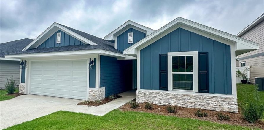 House in Alachua, Florida 4 bedrooms, 153.01 sq.m. № 2151229