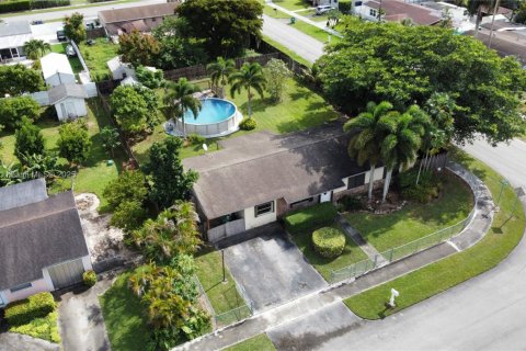 Villa ou maison à vendre à Homestead, Floride: 3 chambres, 148.27 m2 № 1968401 - photo 25