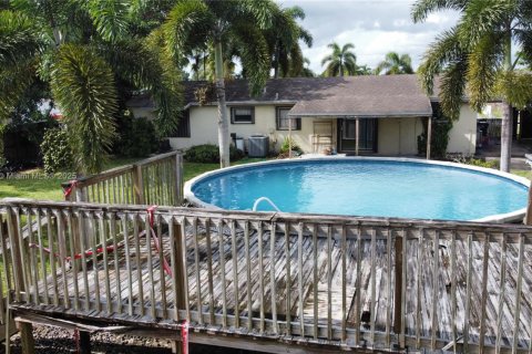 Villa ou maison à vendre à Homestead, Floride: 3 chambres, 148.27 m2 № 1968401 - photo 28